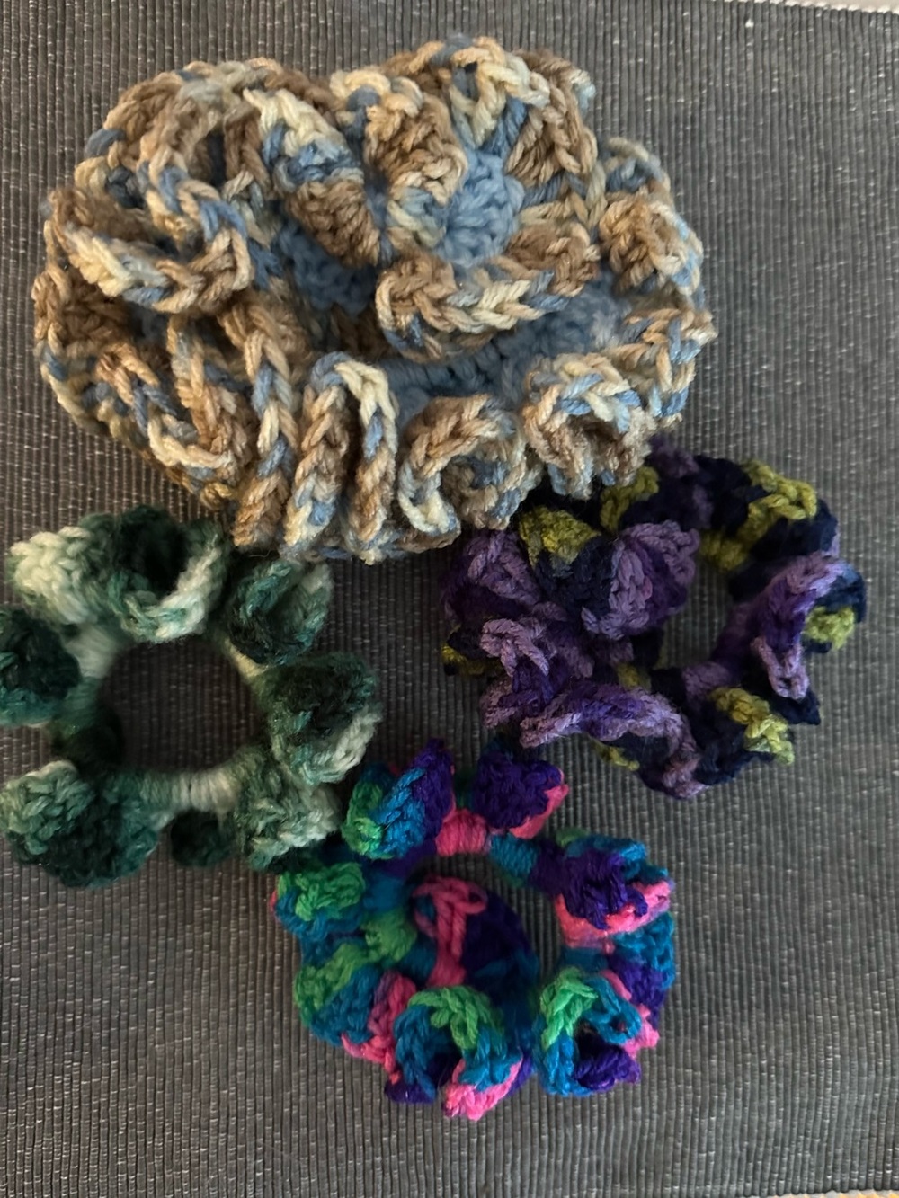 4 crochet scrunchies/ponytail holders
